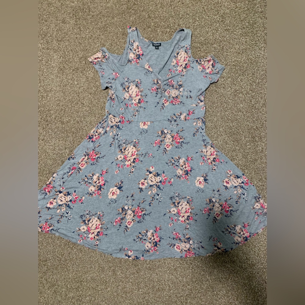 Women dress